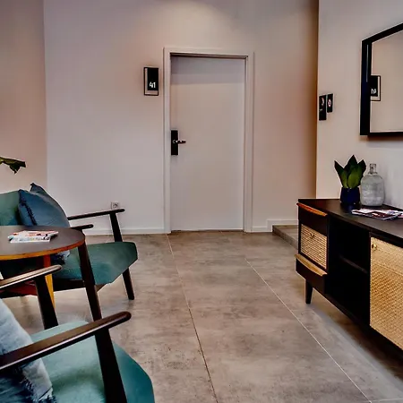 Lujza B 43 * בודפשט